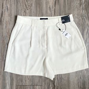 NWT White Express Shortie High Rise Shorts